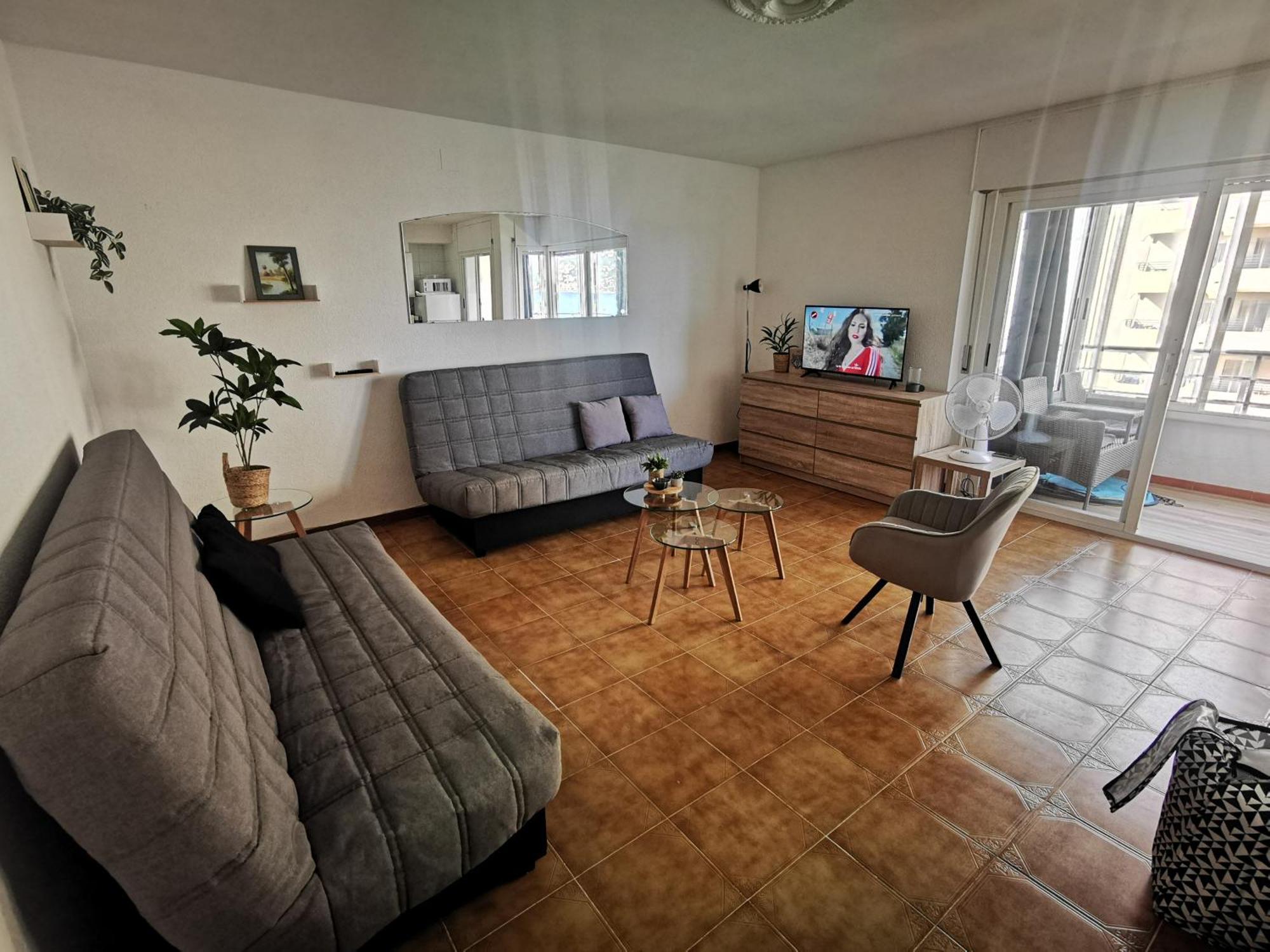 Spacieux Appartement Rose Front Mer Et Piscine Roses Esterno foto